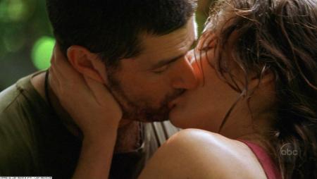 Le baiser de Jack et Kate
