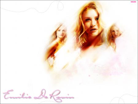 Emilie de Ravin